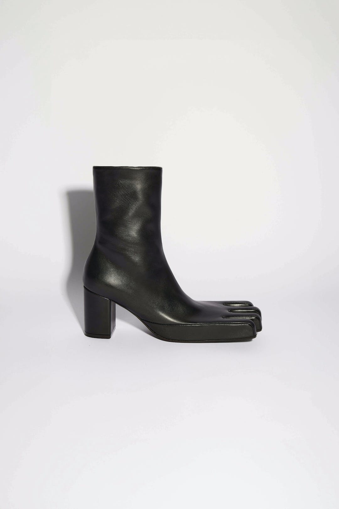 Finger Ankle Boots