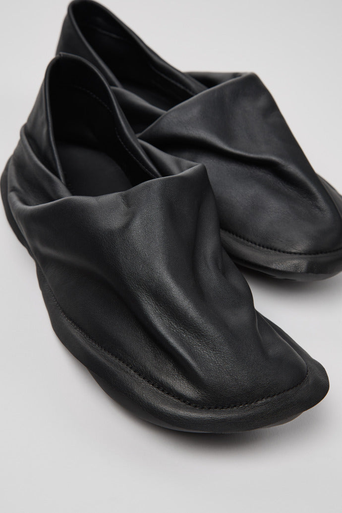 Peu Form Black