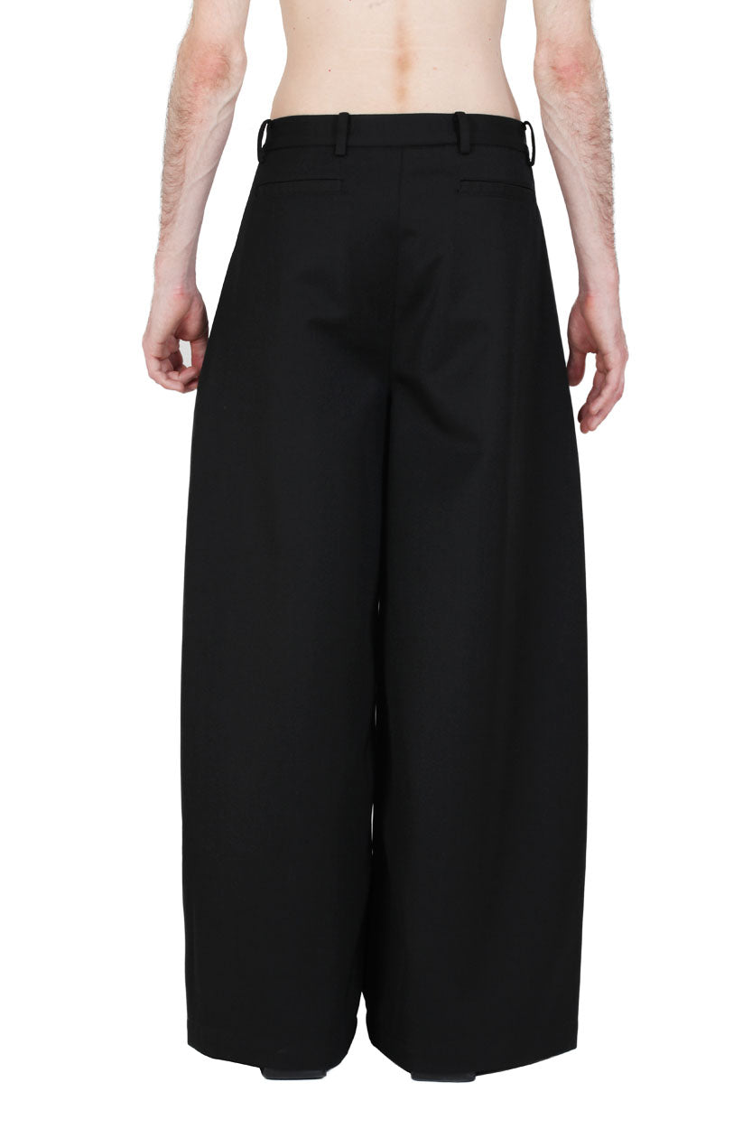 Volume Pleated Pants